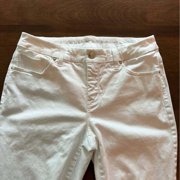 Chico’s White Sateen So Slimming Girlfriend Ankle Jeans - 2 Petite (Chico’s 00P) - Picture 6 of 7